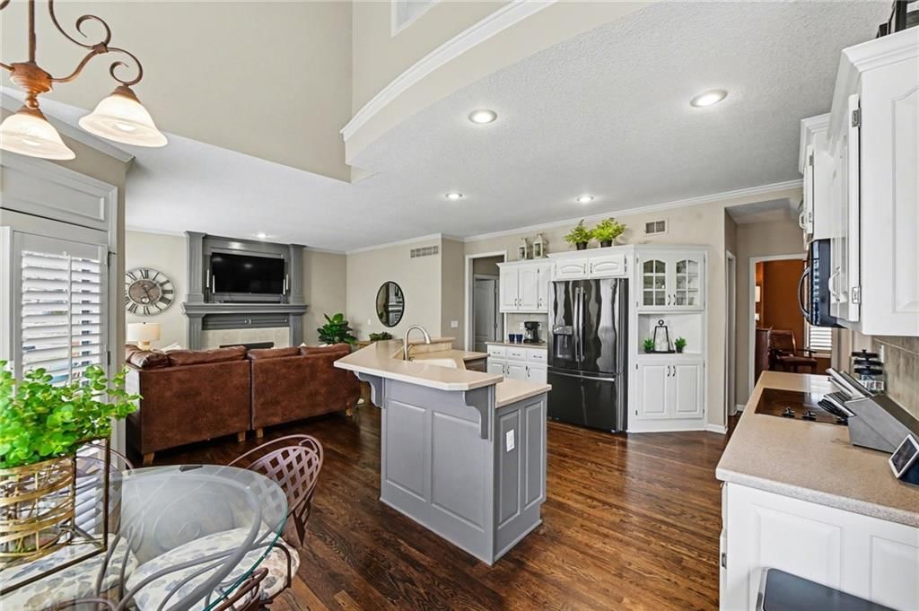 12312 Gillette Street — photo 11