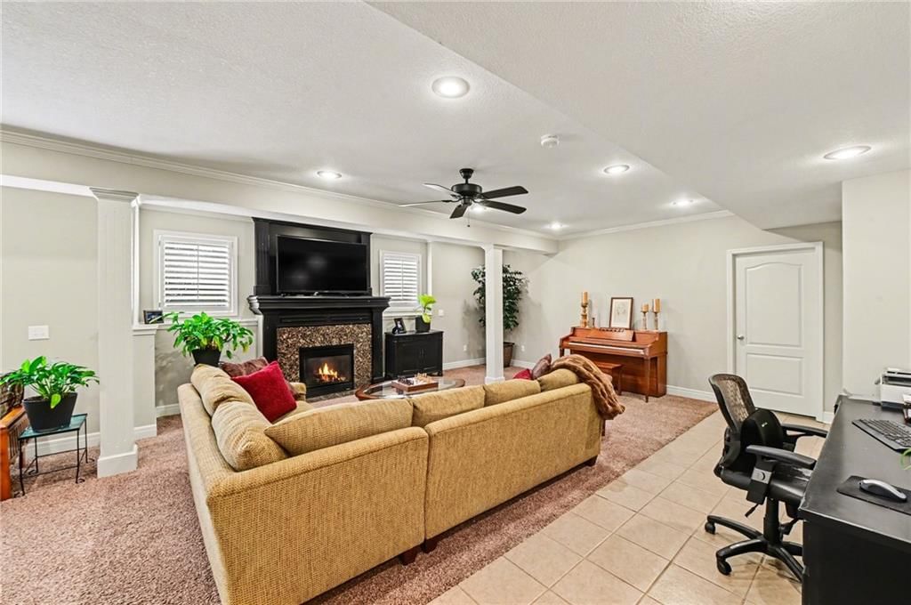12312 Gillette Street — photo 29