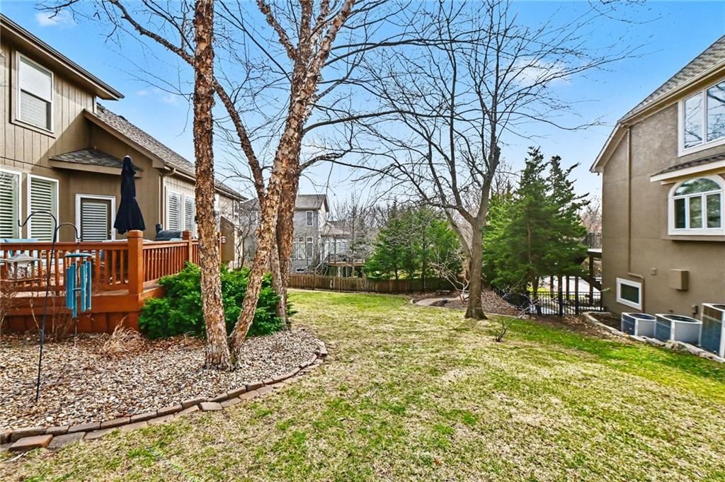 12312 Gillette Street — photo 36