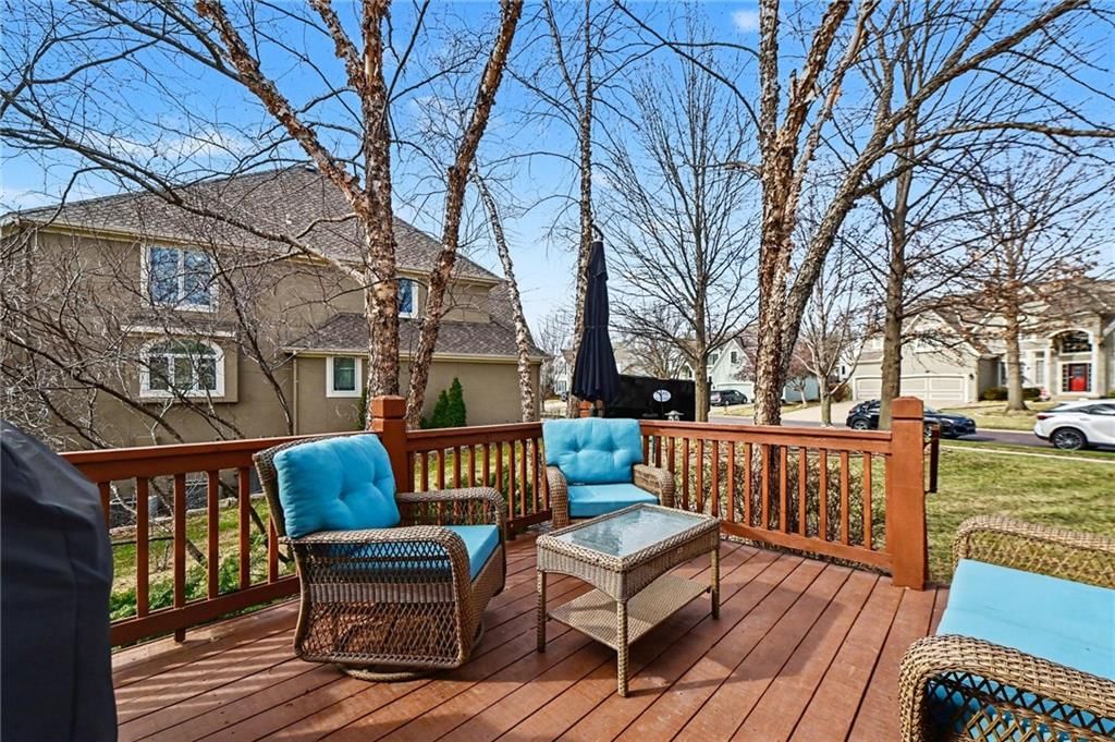 12312 Gillette Street — photo 37