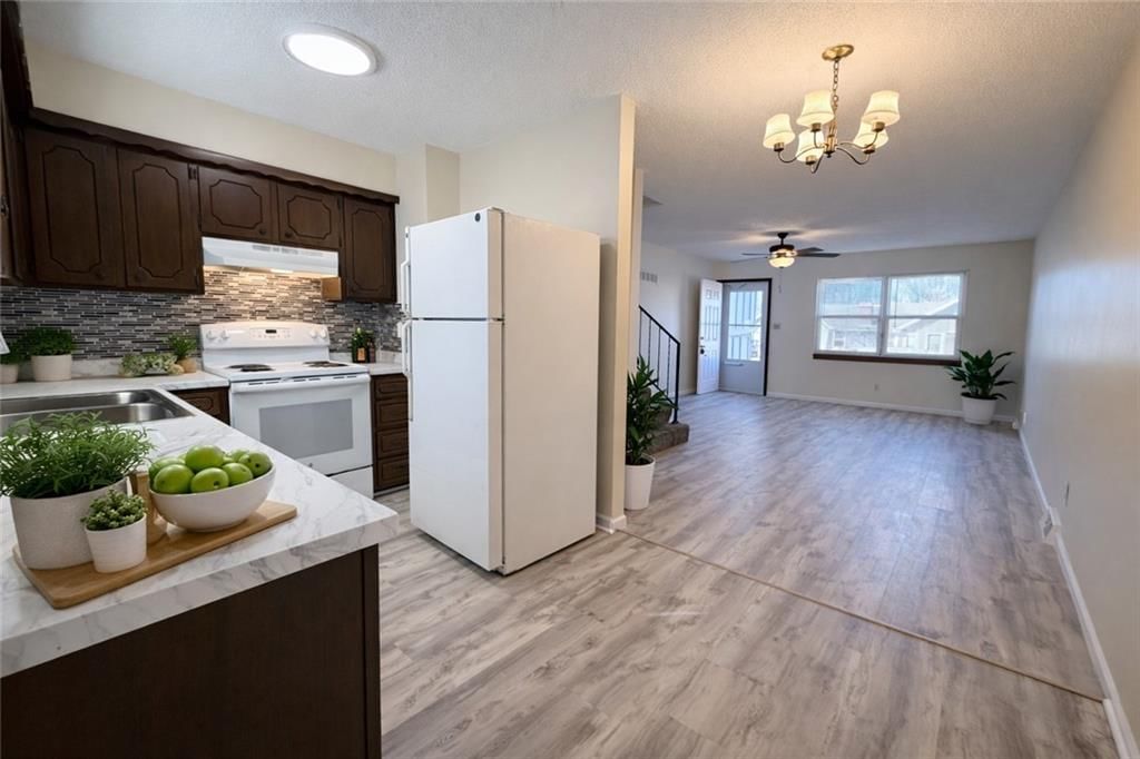 5607 Crest Drive — photo 4