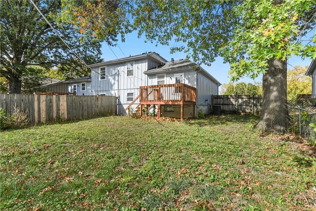 5607 Crest Drive — photo 17