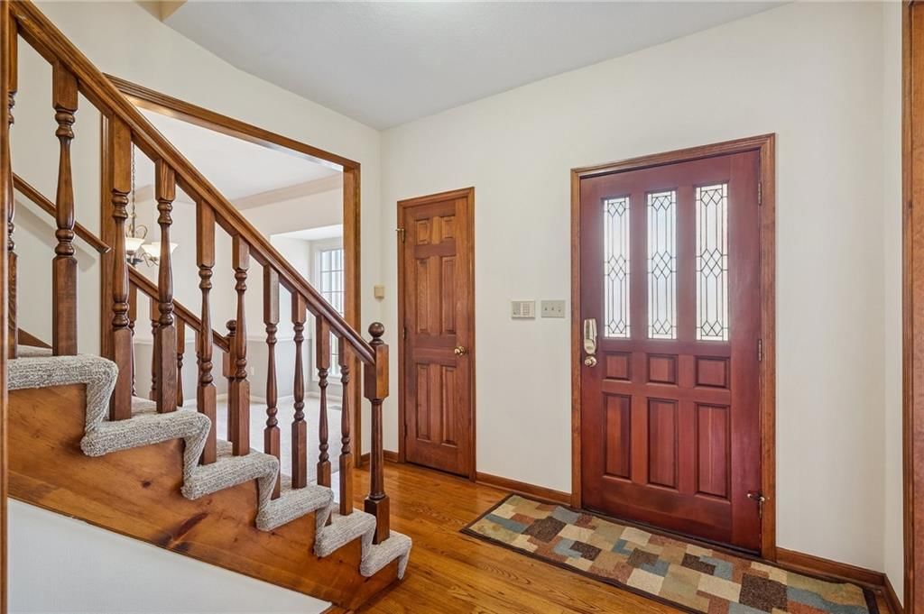 7640 N Lucerne Court — photo 3