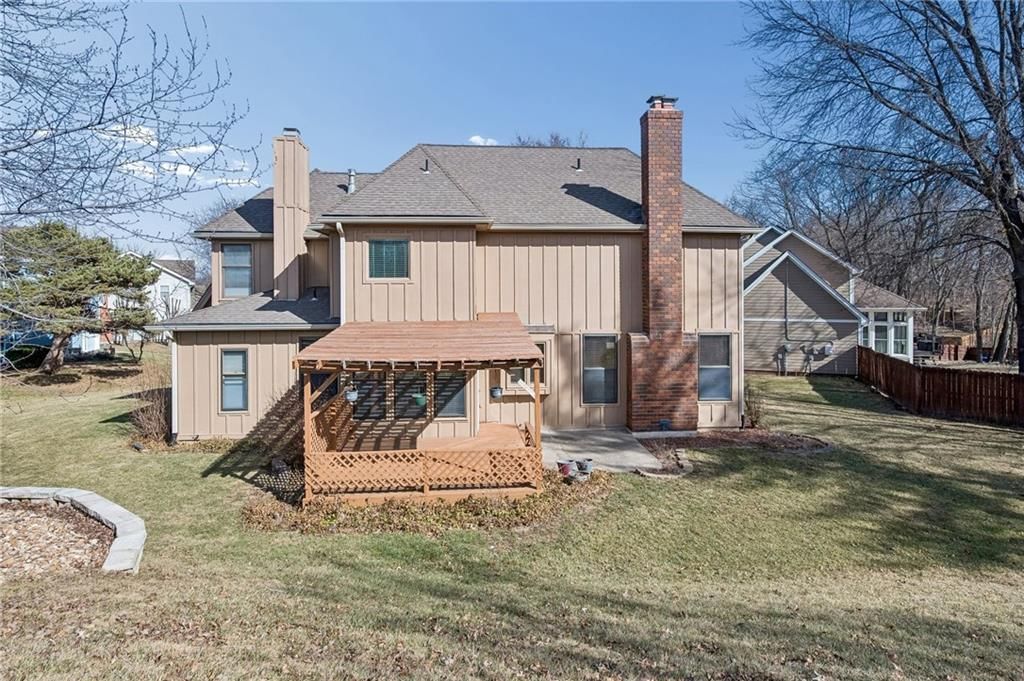 7640 N Lucerne Court — photo 32