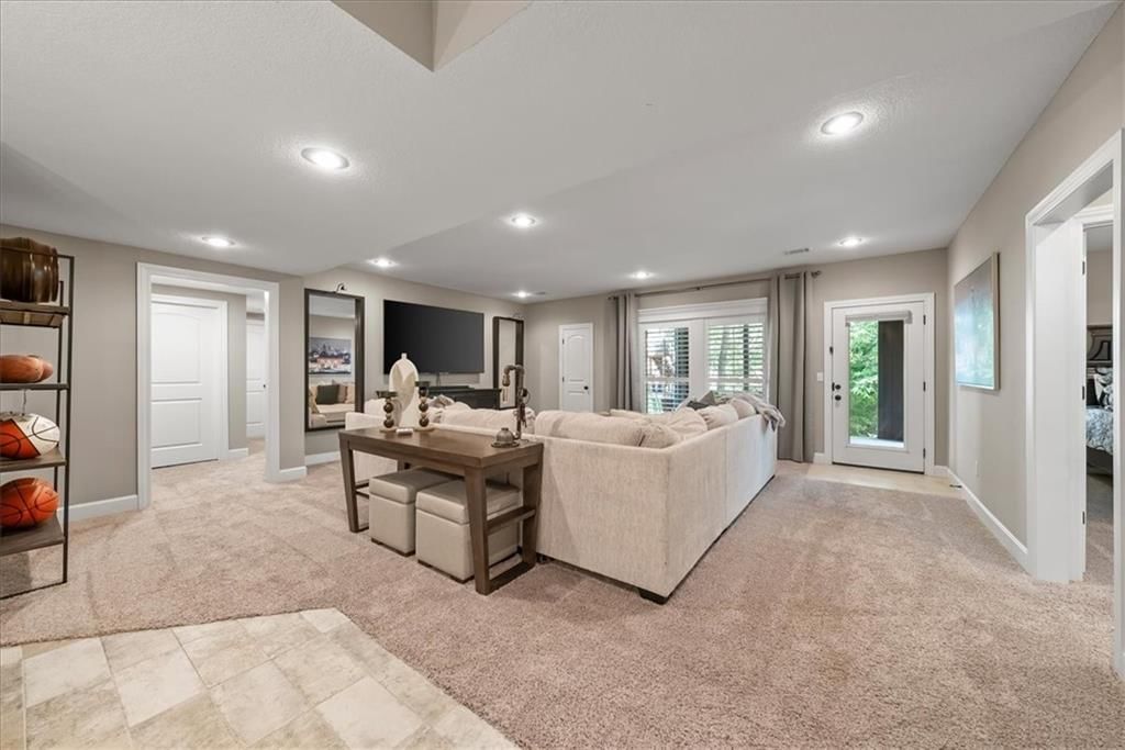 6805 Millbrook Street — photo 30