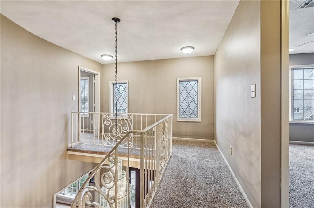 132 The Woodlands Drive — photo 23