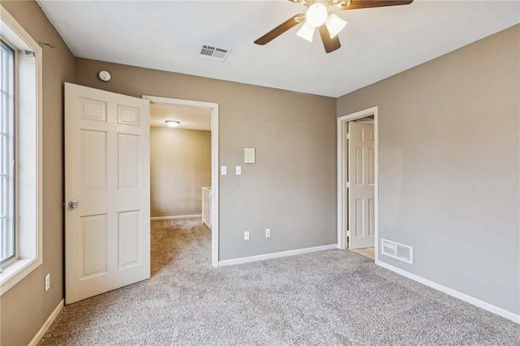 132 The Woodlands Drive — photo 31