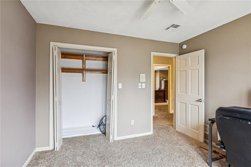 132 The Woodlands Drive — photo 35