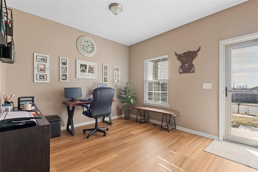 496 E Willow Street — photo 2