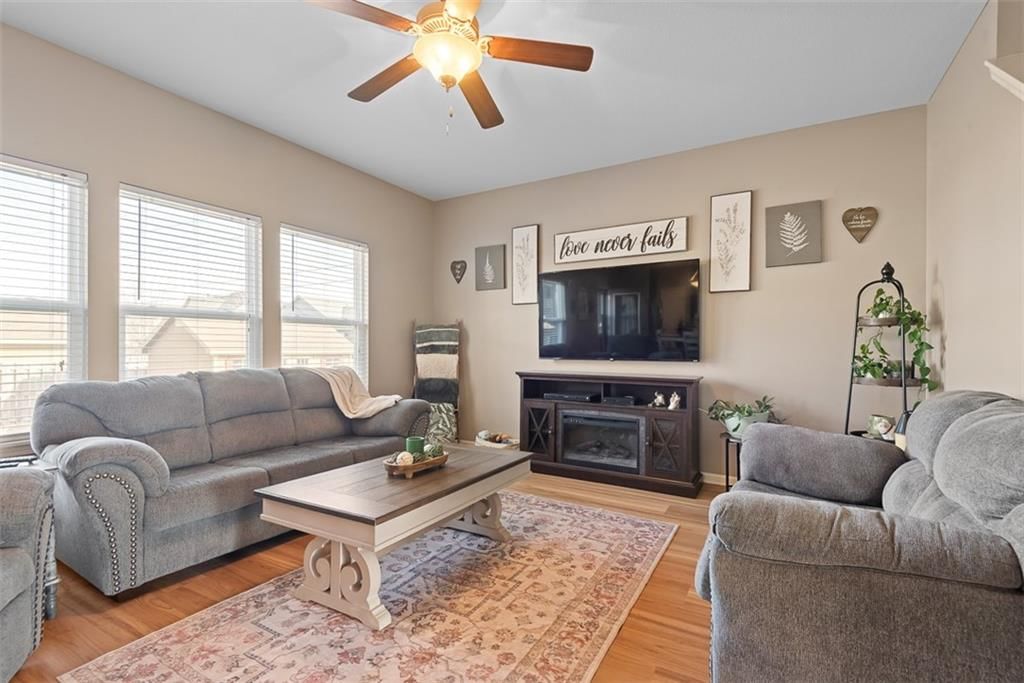 496 E Willow Street — photo 5
