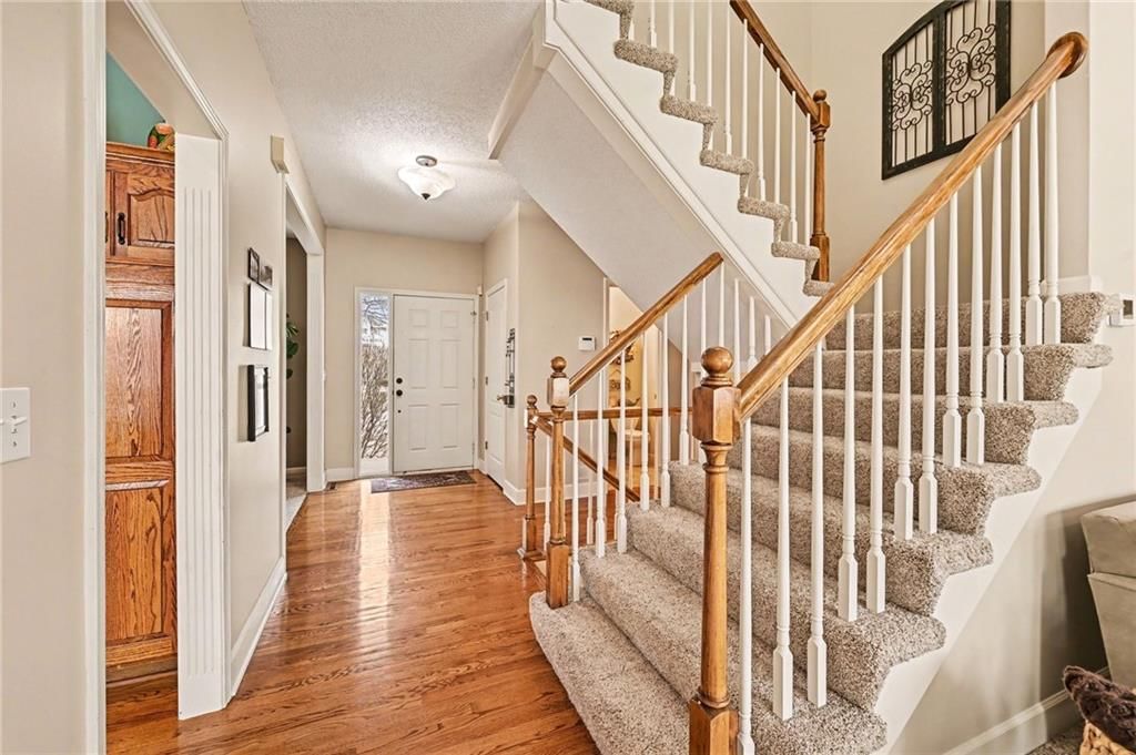 5627 N Ames Avenue — photo 3