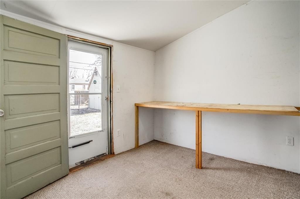 304 S Central Street — photo 19