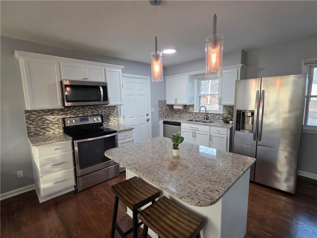 8635 Larsen Street — photo 7