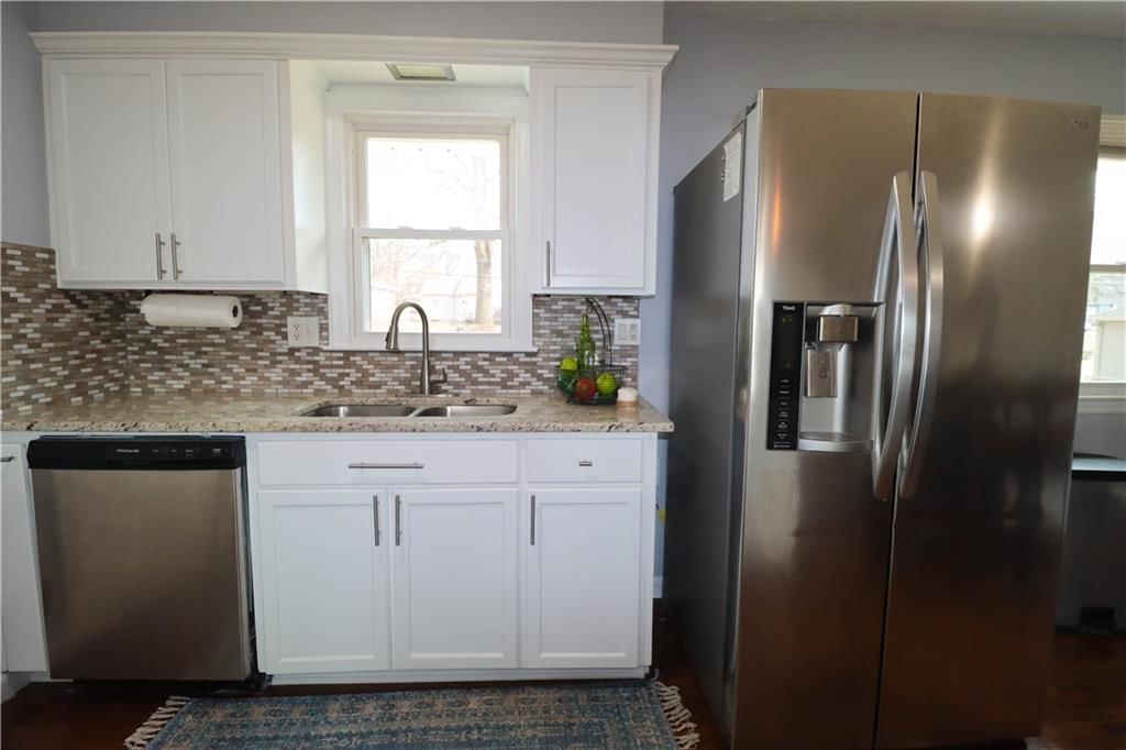 8635 Larsen Street — photo 10