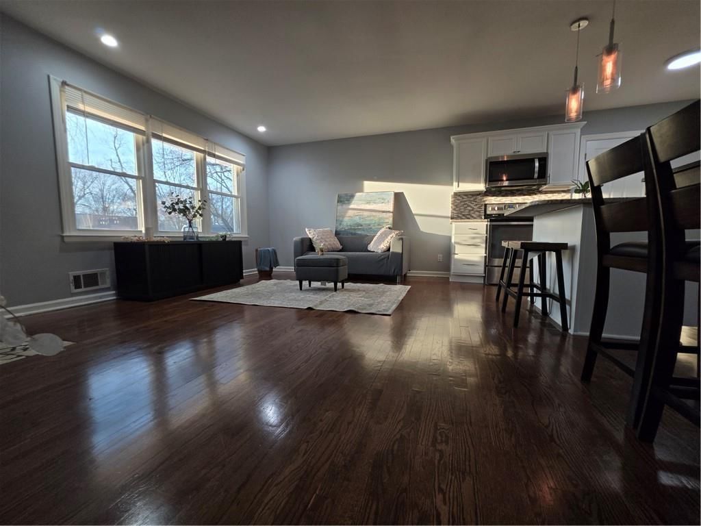 8635 Larsen Street — photo 13