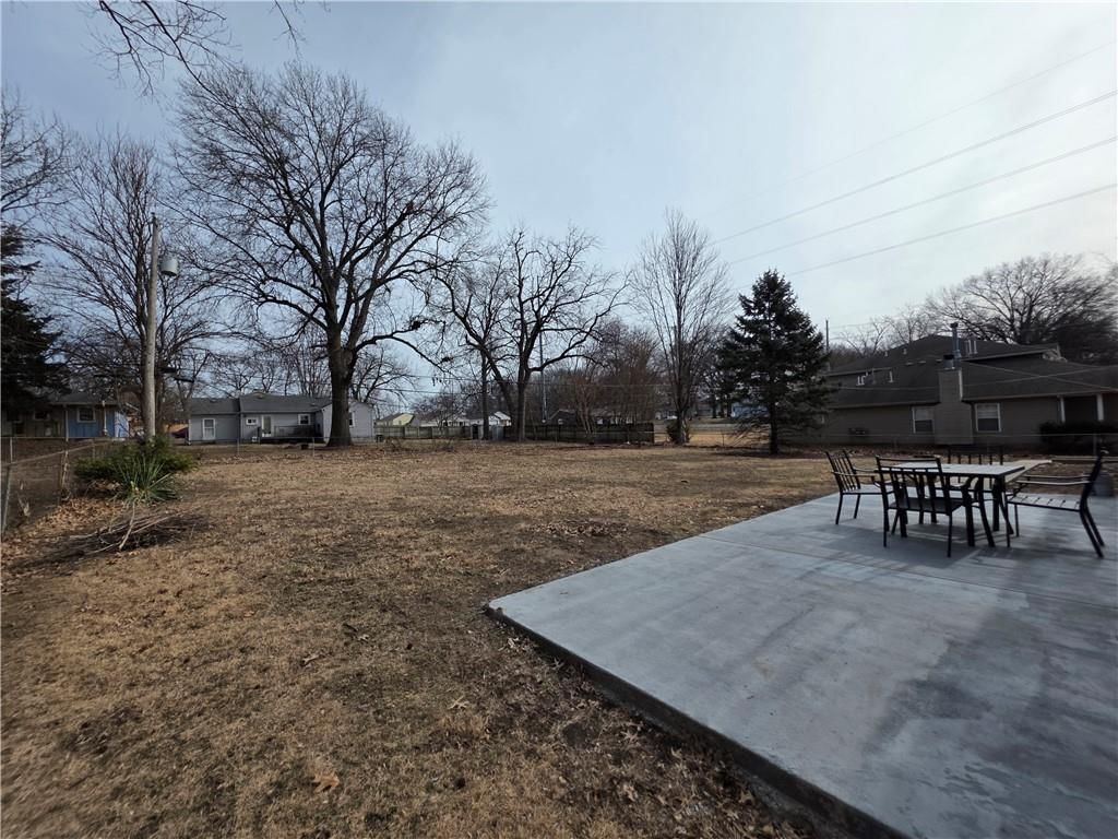 8635 Larsen Street — photo 39