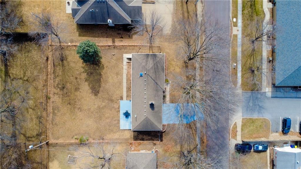 8635 Larsen Street — photo 40