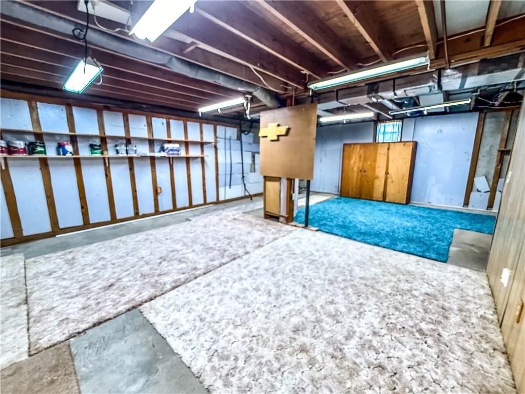 205 S Traster Street — photo 22