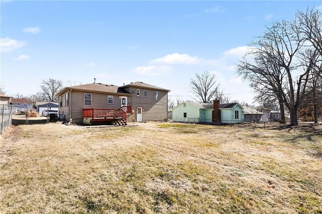 8704 Kentucky Avenue — photo 2