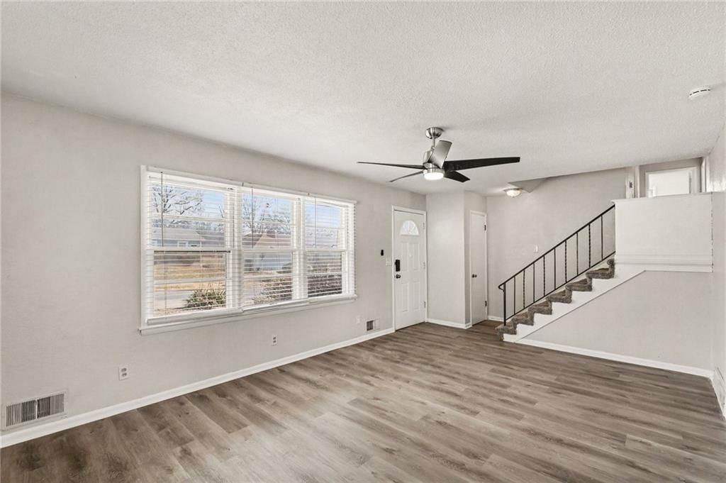 8704 Kentucky Avenue — photo 4