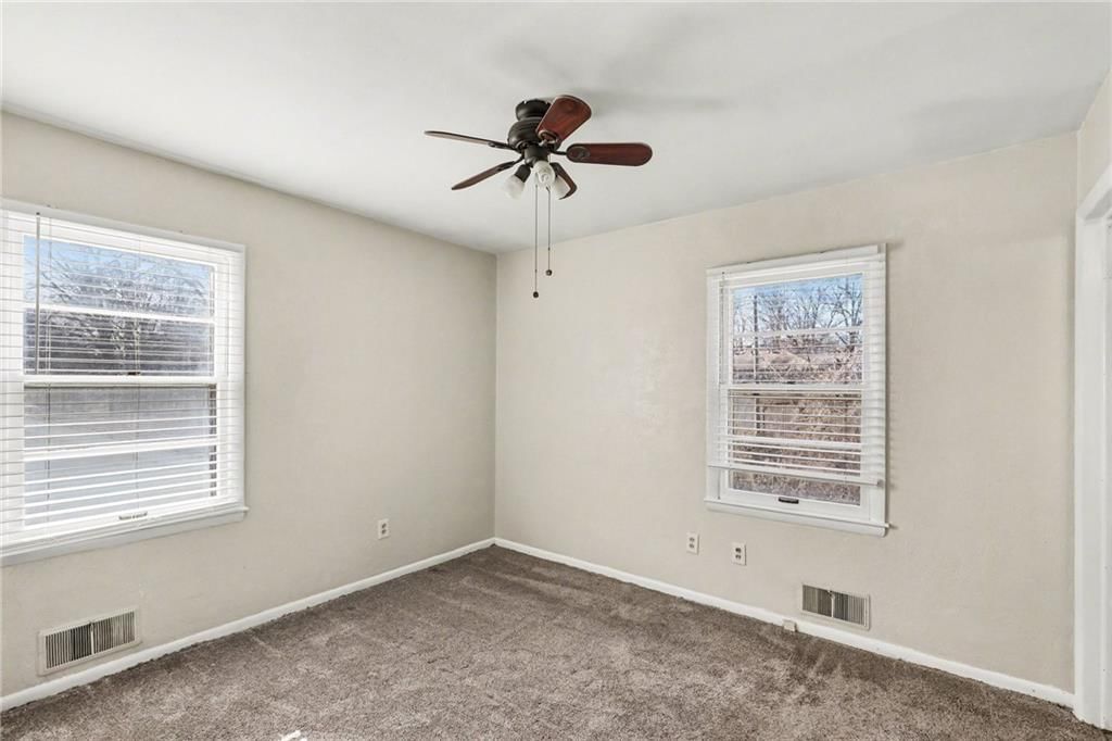 8704 Kentucky Avenue — photo 10
