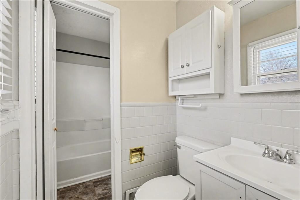 8704 Kentucky Avenue — photo 12