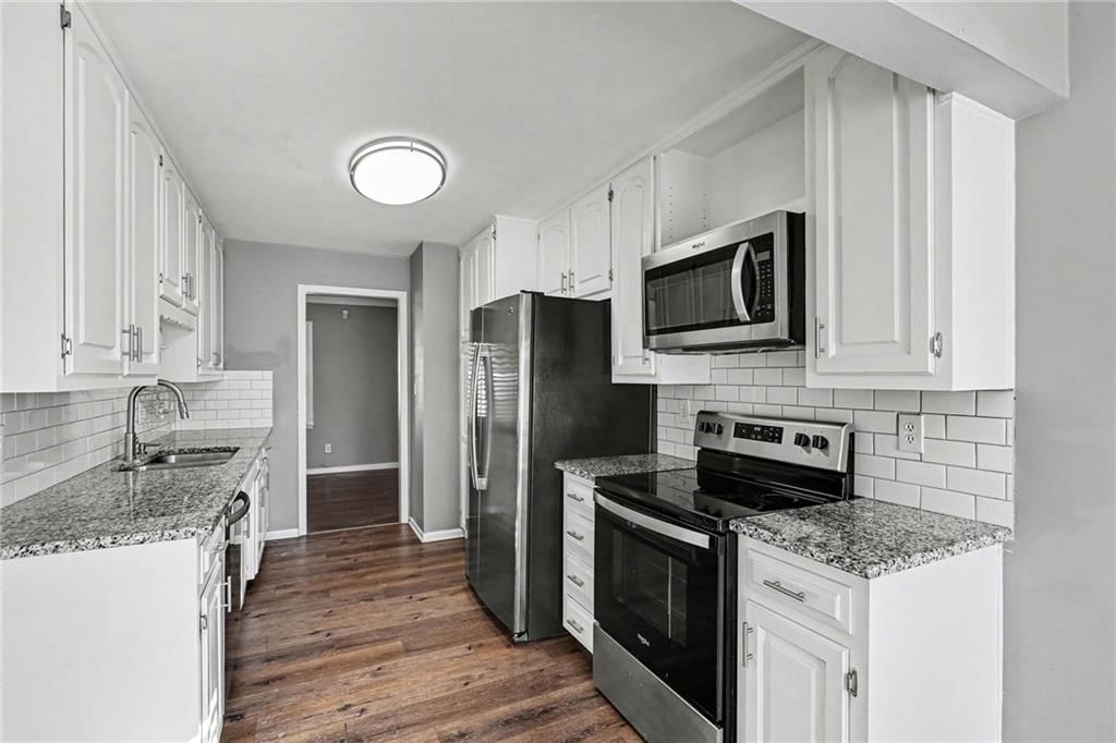 8002 Evanston Avenue — photo 14