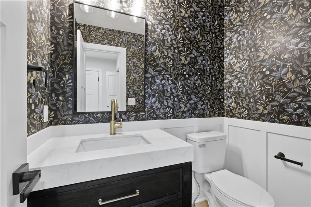 10070 Hemlock Drive — photo 18