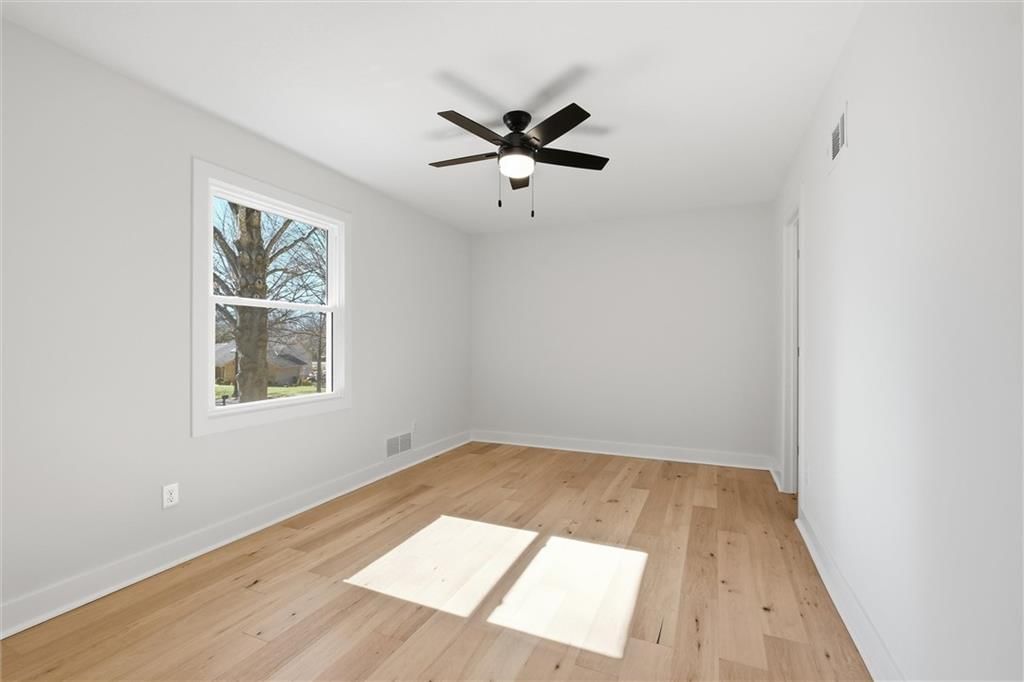10070 Hemlock Drive — photo 26