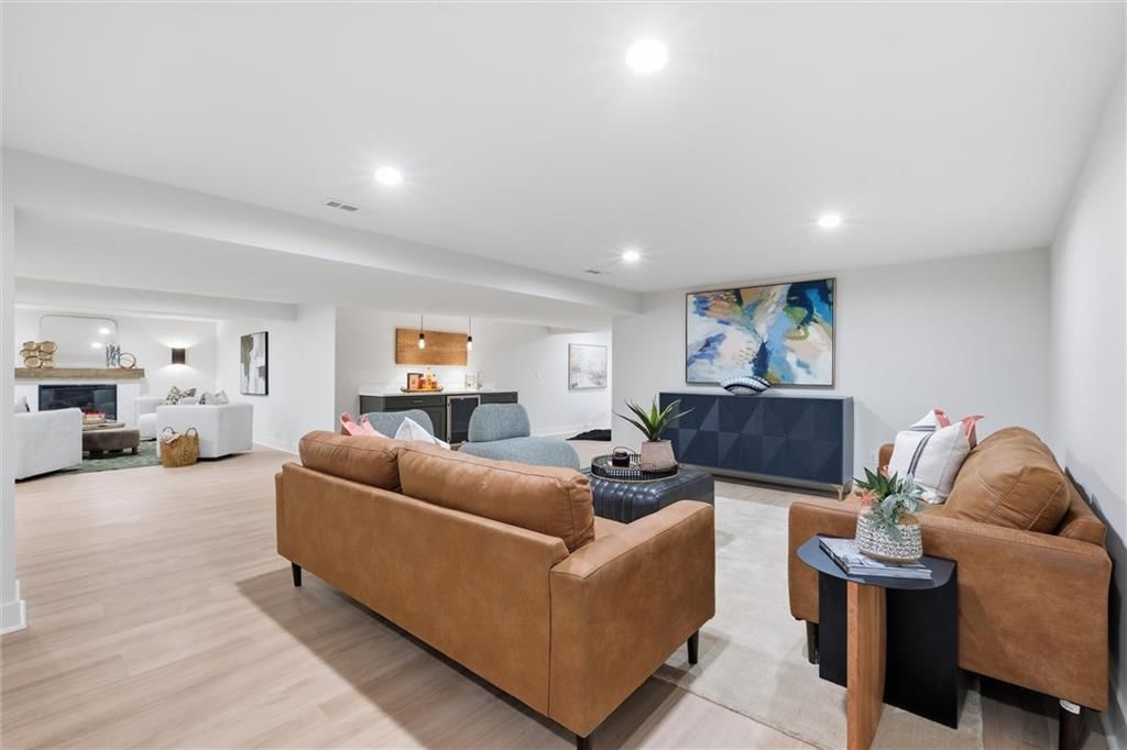 10070 Hemlock Drive — photo 28