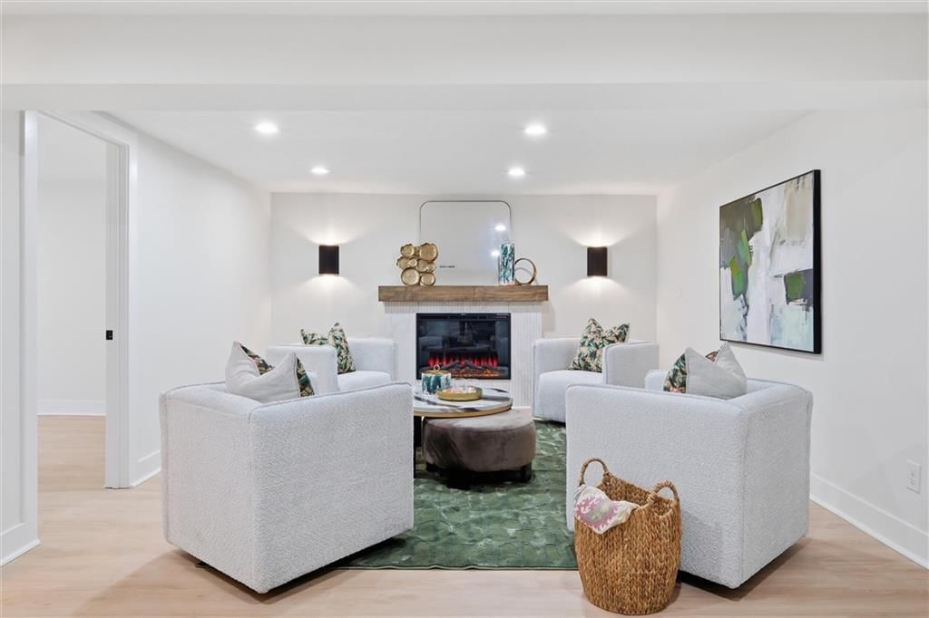 10070 Hemlock Drive — photo 30