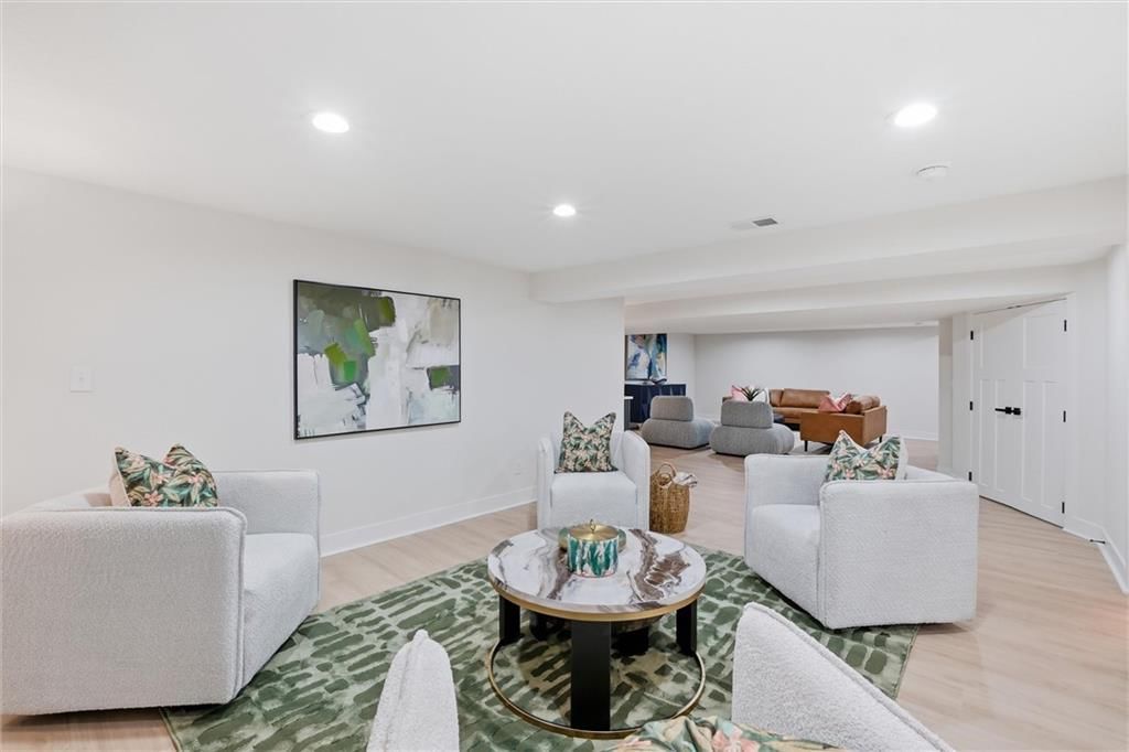 10070 Hemlock Drive — photo 31