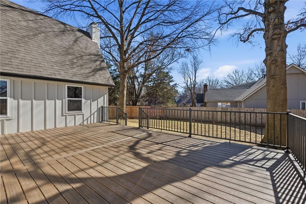 10070 Hemlock Drive — photo 37