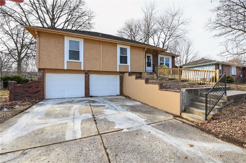7509 E 127 Street — photo 2