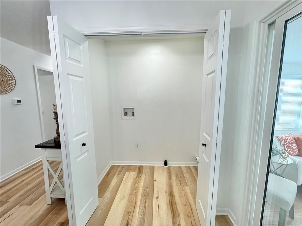 16014 Speaker Avenue — photo 8