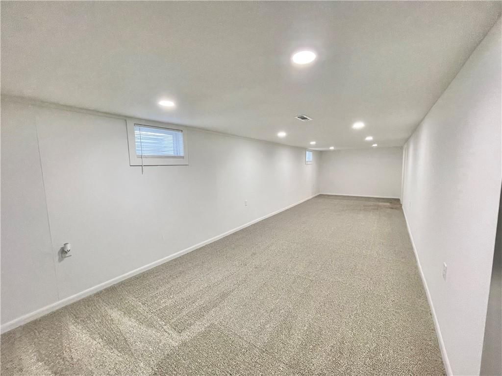 16014 Speaker Avenue — photo 19
