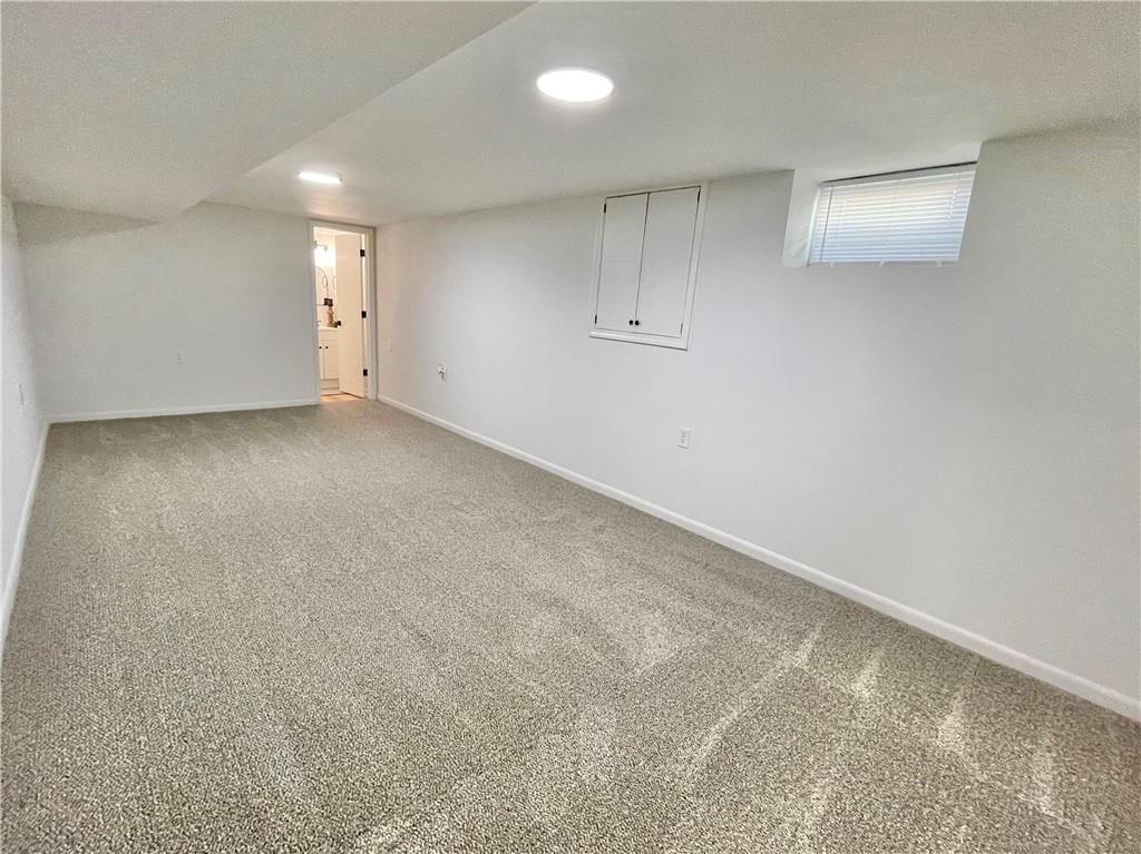 16014 Speaker Avenue — photo 20
