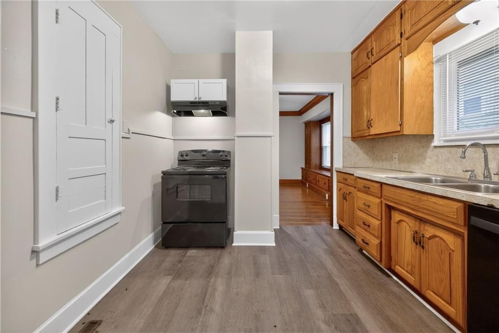 1420 S 33rd Street — photo 17