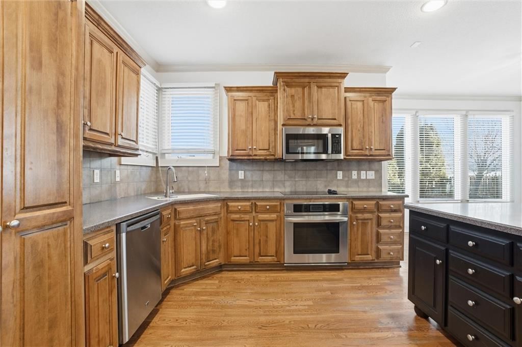 2300 Silver Spring Lane — photo 13
