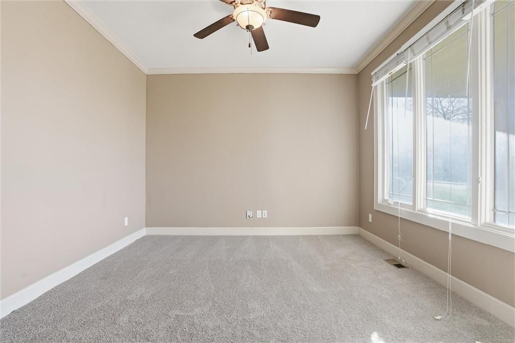 2300 Silver Spring Lane — photo 16