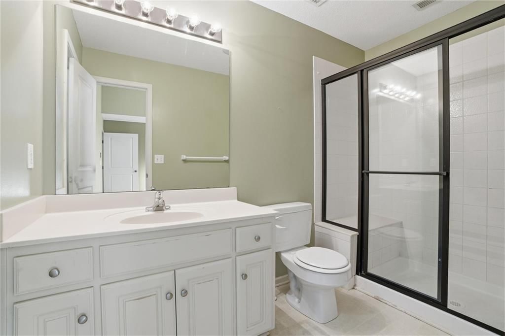 2300 Silver Spring Lane — photo 31