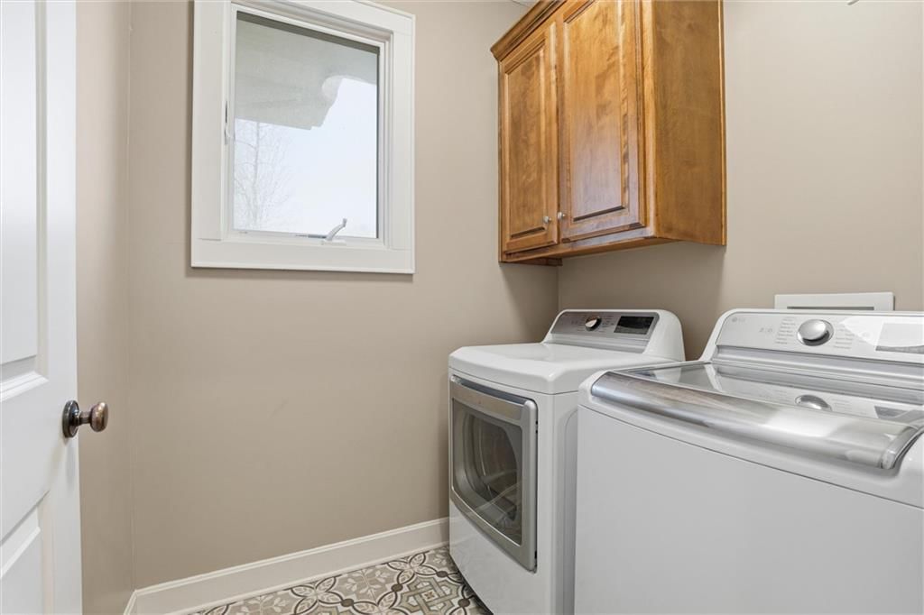 2300 Silver Spring Lane — photo 43