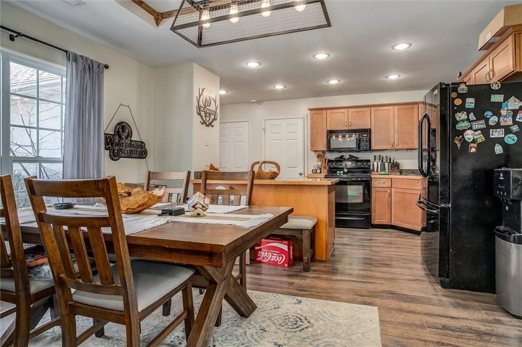 946 E Market Street — photo 8