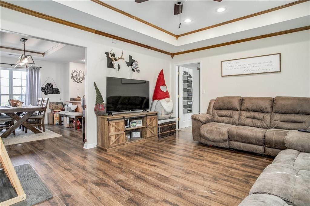 946 E Market Street — photo 14