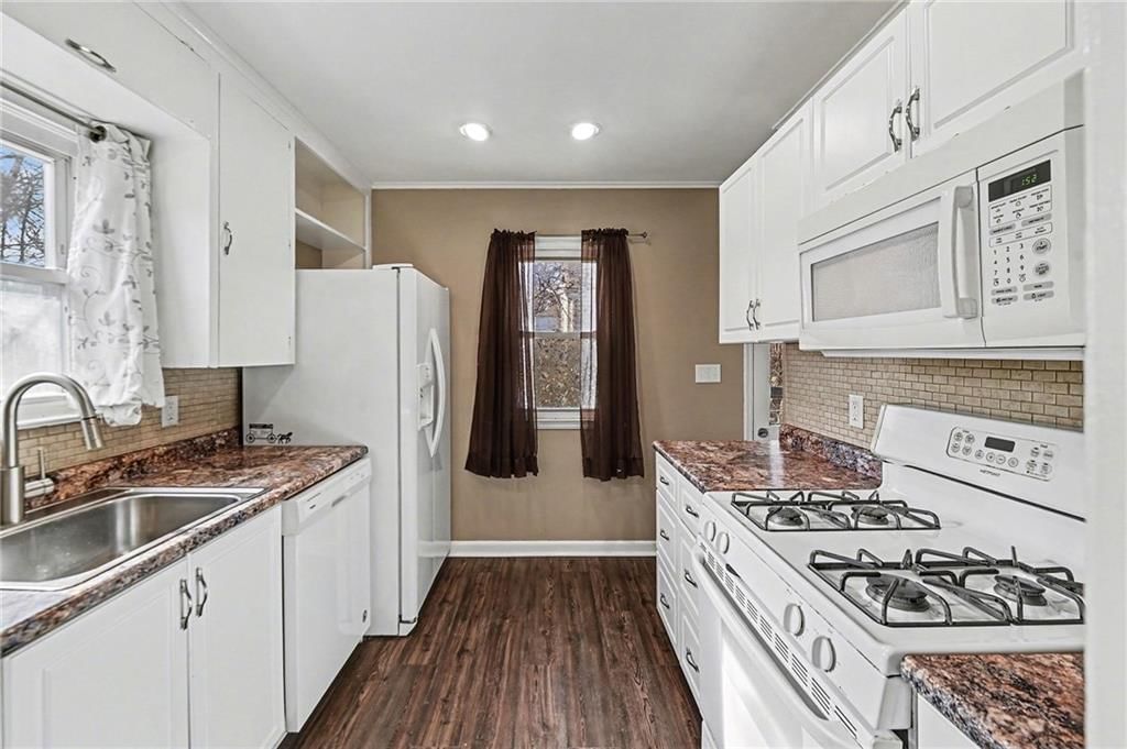 9201 E 68TH Terrace — photo 10