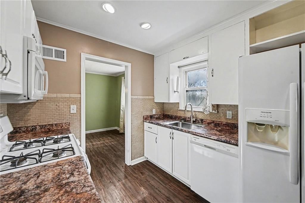 9201 E 68TH Terrace — photo 11
