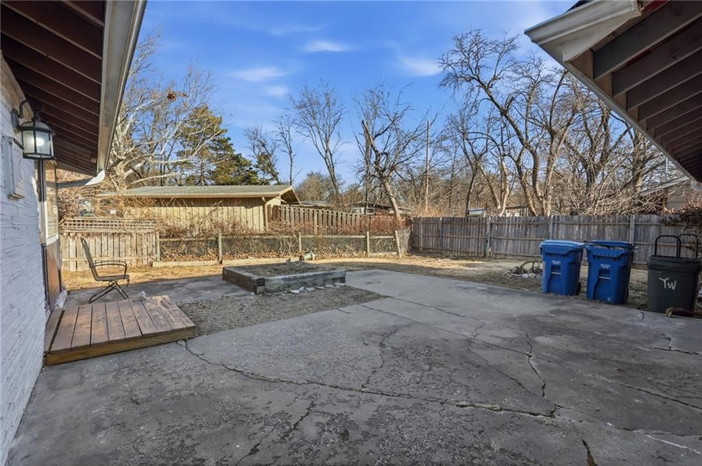 7725 Lamar Avenue — photo 22