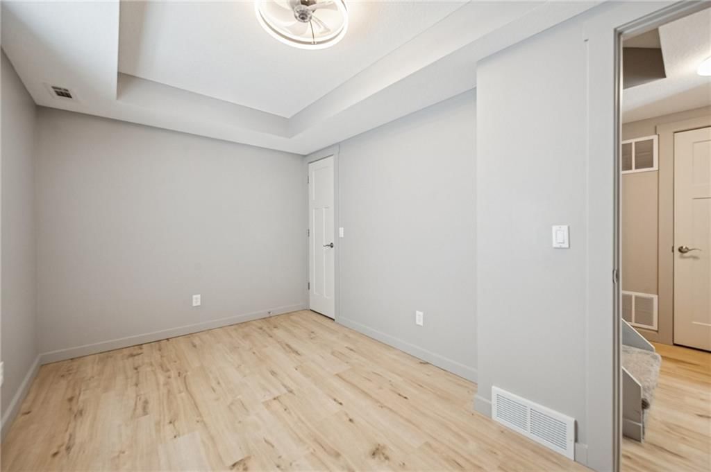 1109 S Woodbury Street — photo 22