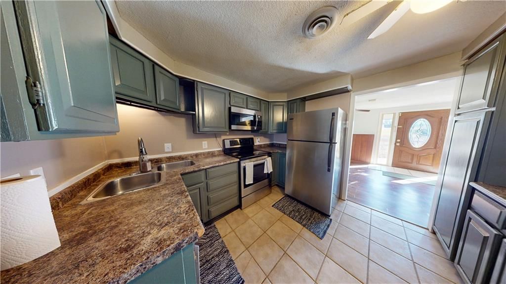 6004 NE Amazonia Road — photo 9