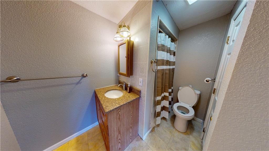 6004 NE Amazonia Road — photo 22